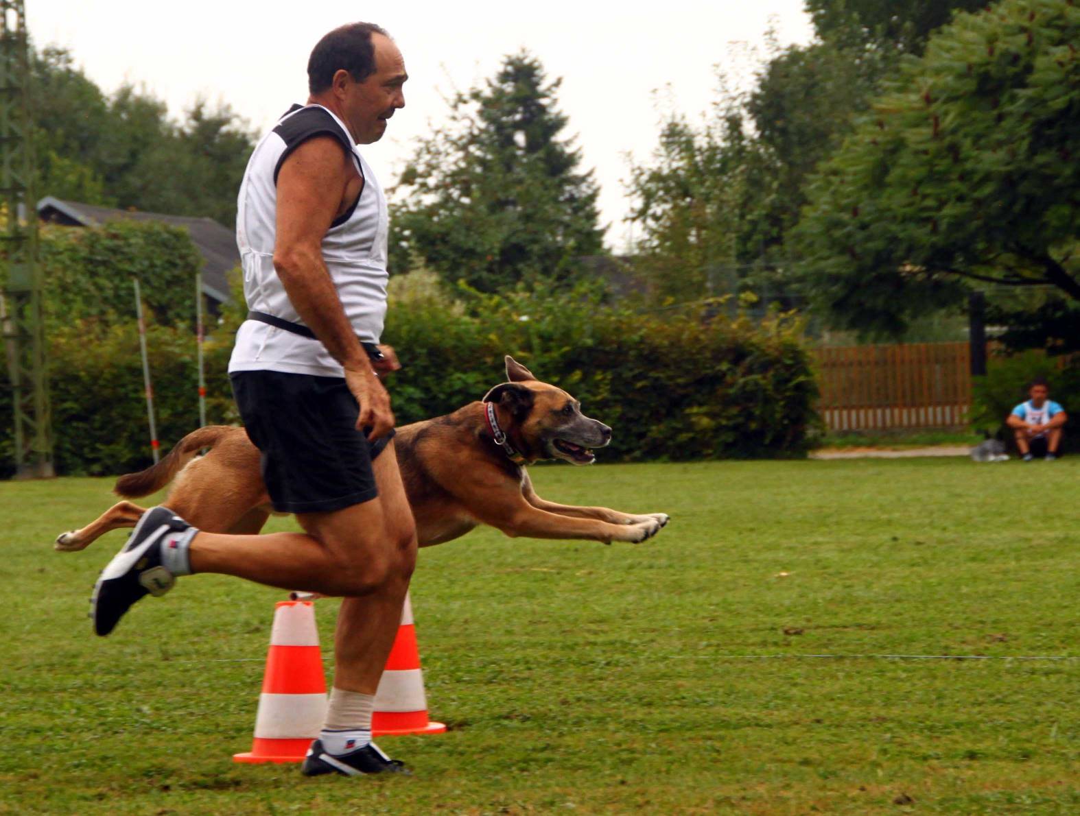 hp-mit-mogli-beim-huerdenlauf-7