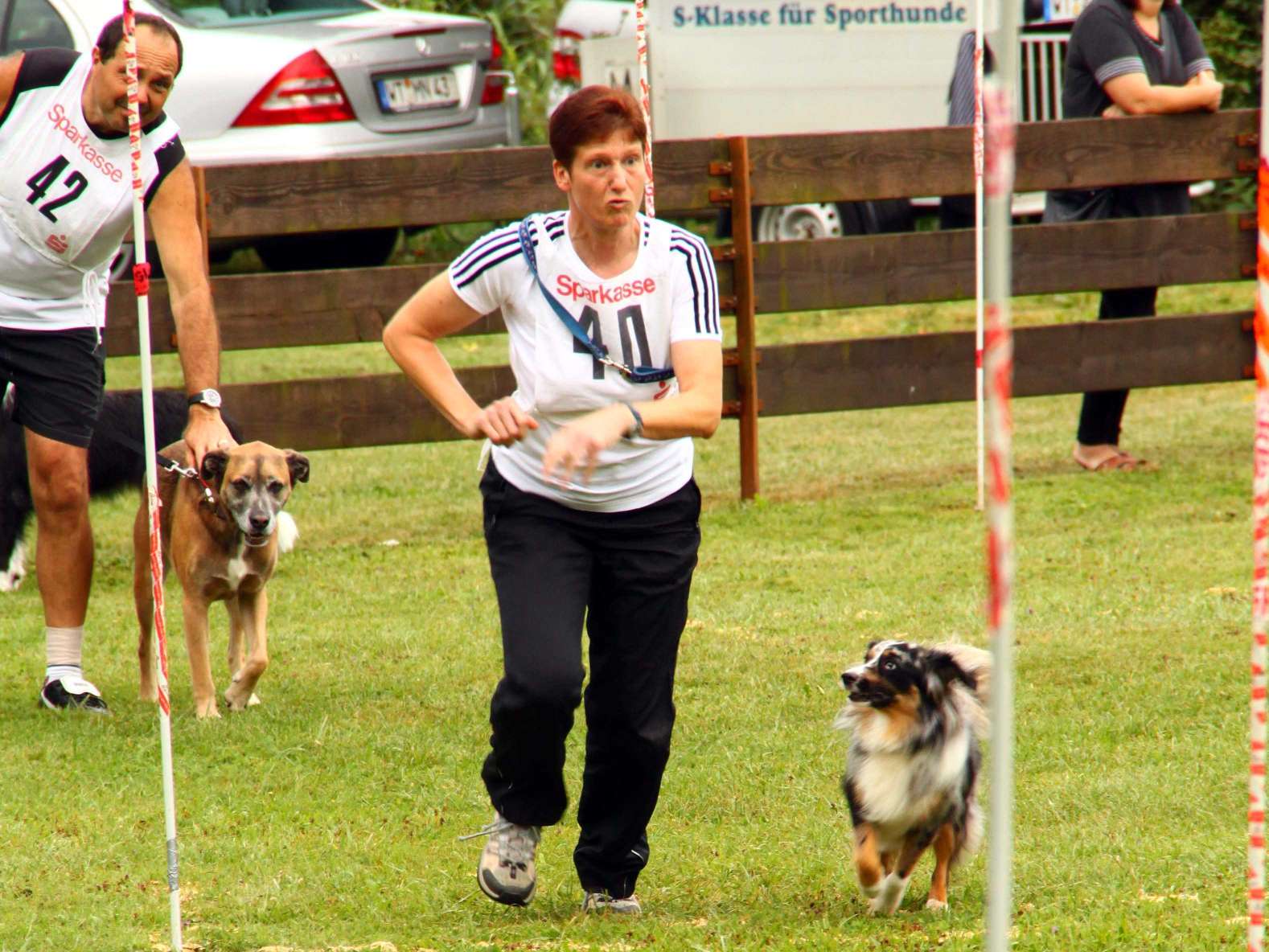 sabine-mit-legacy-beim-slalom-1